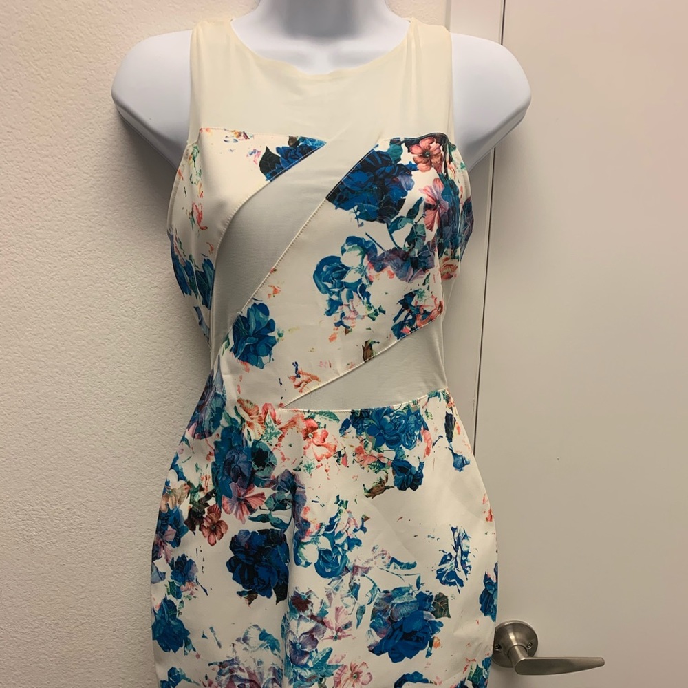 Lovers + Friends white floral cocktail dress